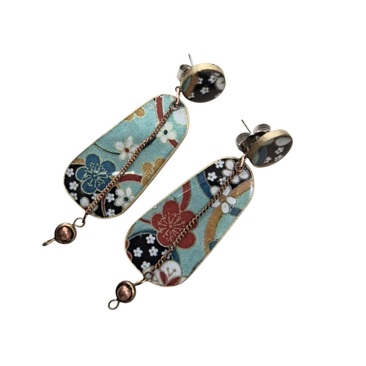 Boucles d’Oreilles Pendantes en Résine à Motifs Japonais